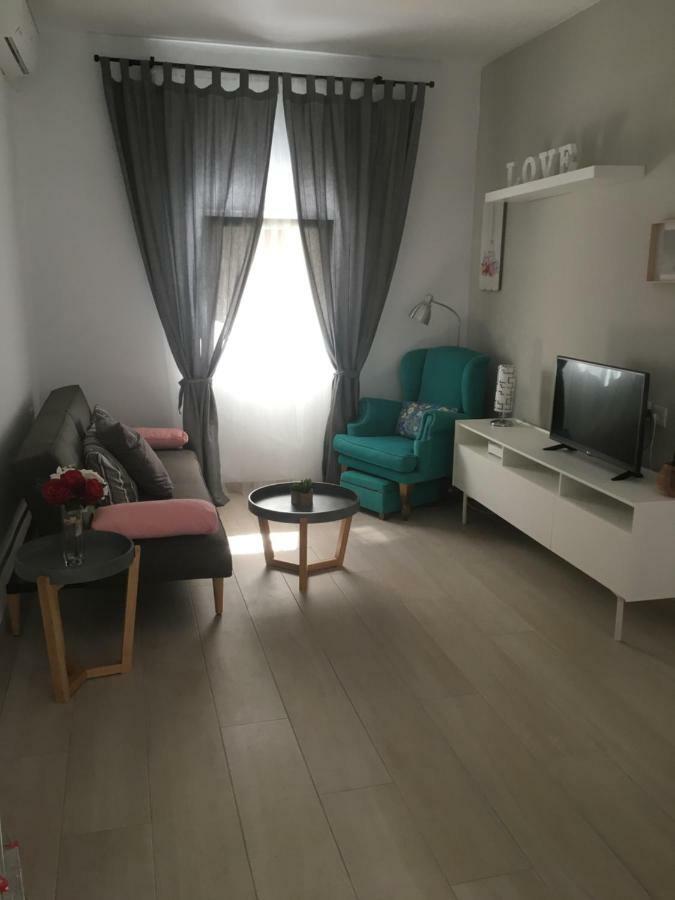 Apartamento Los Naranjos De Santa Justa Seville Ngoại thất bức ảnh