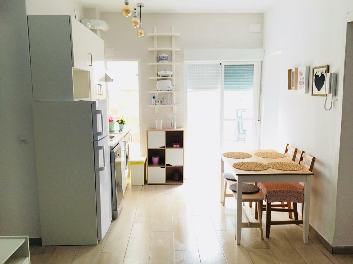 Apartamento Los Naranjos De Santa Justa Seville Ngoại thất bức ảnh